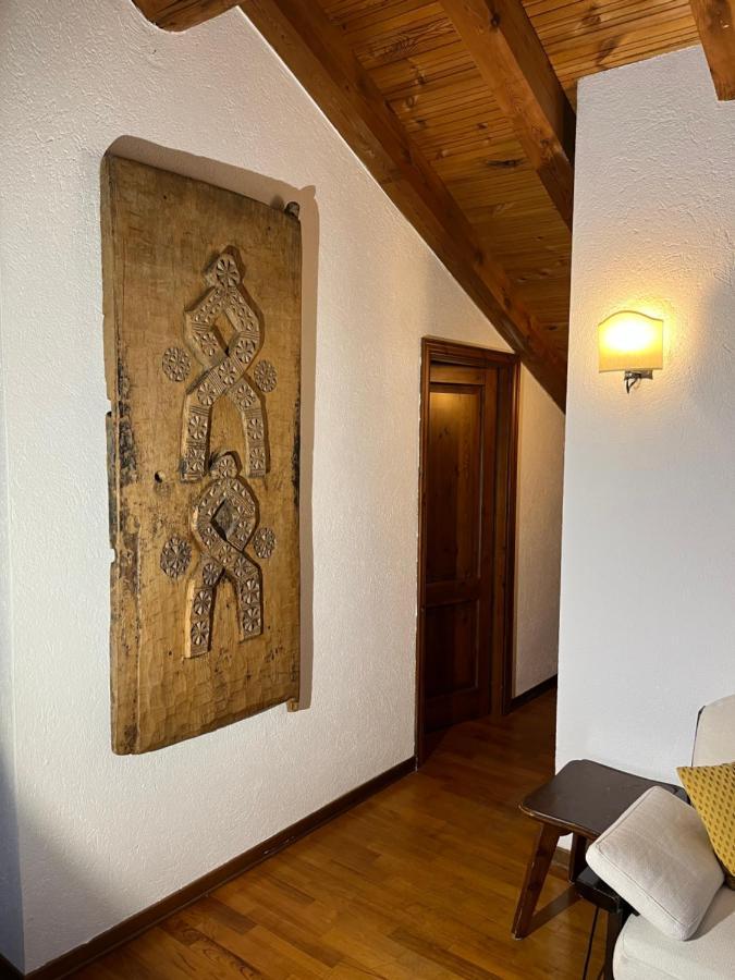 Chalet Blanc "La Mansarda" Courmayeur Buitenkant foto